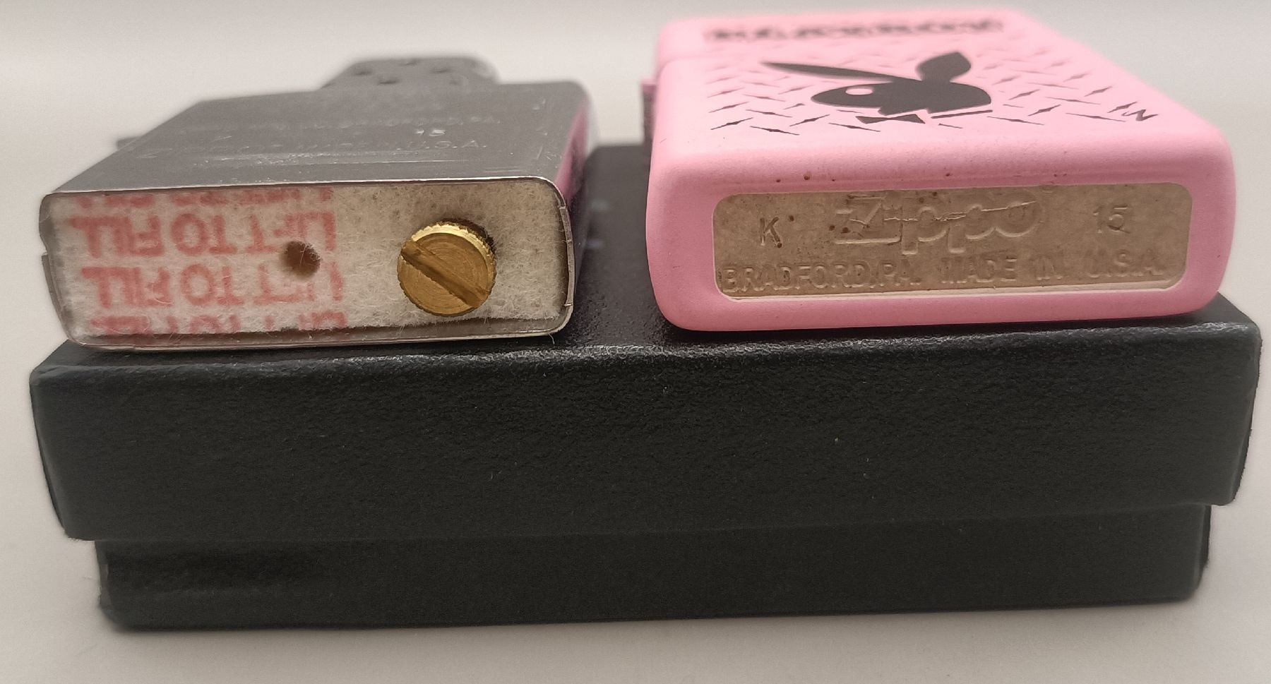 Zippo Accendini: Zippo pink Playboy box NEW – Nuovo e nell'imballaggio originale da Pampigny venduto da Calypso06 3
