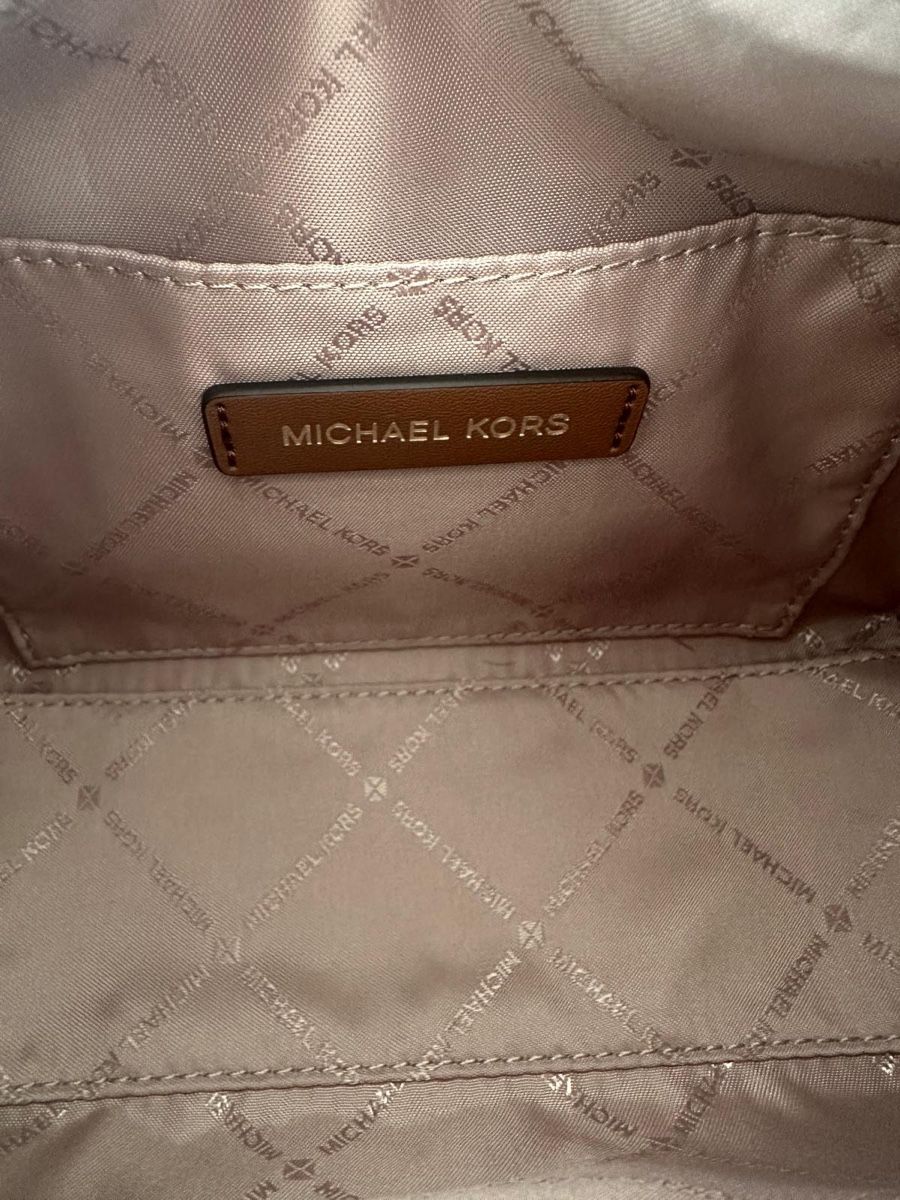 Michael Kors Borse da donna: Michael Kors Schultertasche – Nuovo (secondo la descrizione) da Meisterschwanden venduto da rogergro 7
