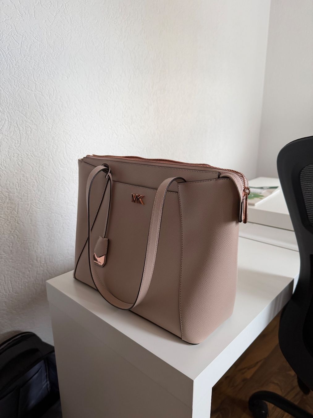Michael Kors Sacs: Michael Kors Bag – D'occasion à Grandvaux par b_lucia_s 1
