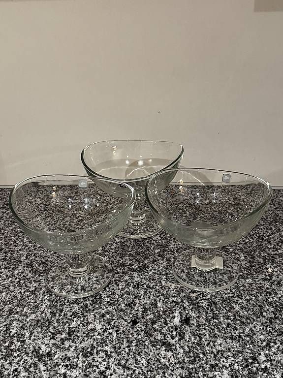 Ciotole: Glas Schalen/ Glas Schüssel – Usato da Bern venduto da mon_2lbl 1