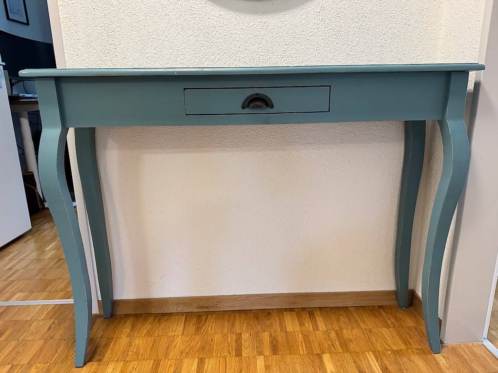 Tische: Konsolentisch / hellblau – Gebraucht aus Stäfa von Brik233