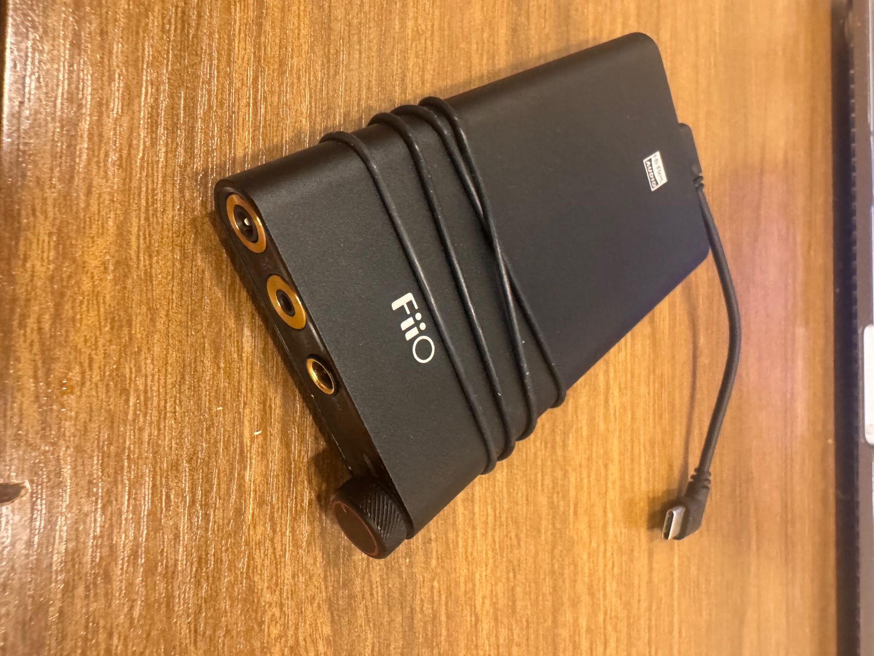 Amplificatori: FiiO Q3 Bass Boost, USB-DAC – Usato da Unterseen venduto da SONY-CoolGo 4