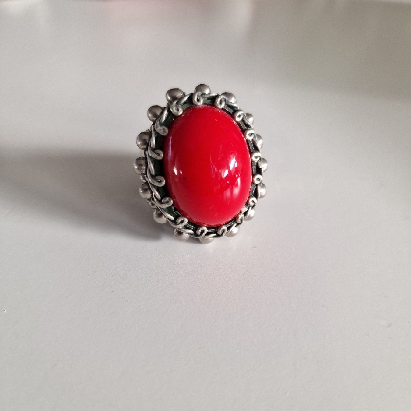 Anelli: Antiker Ring mit Korallenstein, mit Stempel – Usato da Birr venduto da sen_8djr 4