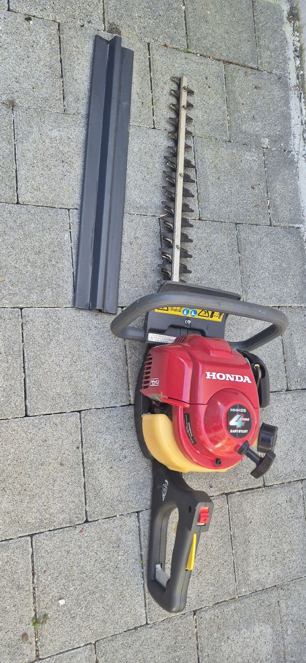 Honda Tutte le macchine: HONDA HHH25D Heckenschere – Usato da Grenchen venduto da Heja1604 3