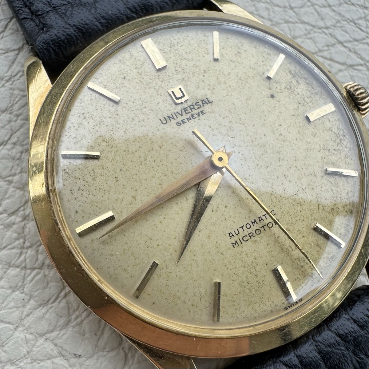 Universal Genève Orologi: Universal Geneve Microrotor 18K Gold – Usato da Zürich venduto da Chamanit2024 1