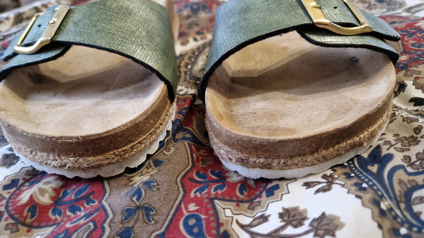 Scarpe da donna: Olivgrüne Wellness-Pantoletten – Usato da Oberengstringen venduto da Sheera7 4