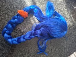 Blaue Cosplay Perücke mit Zopf - Karneval/Fasnacht