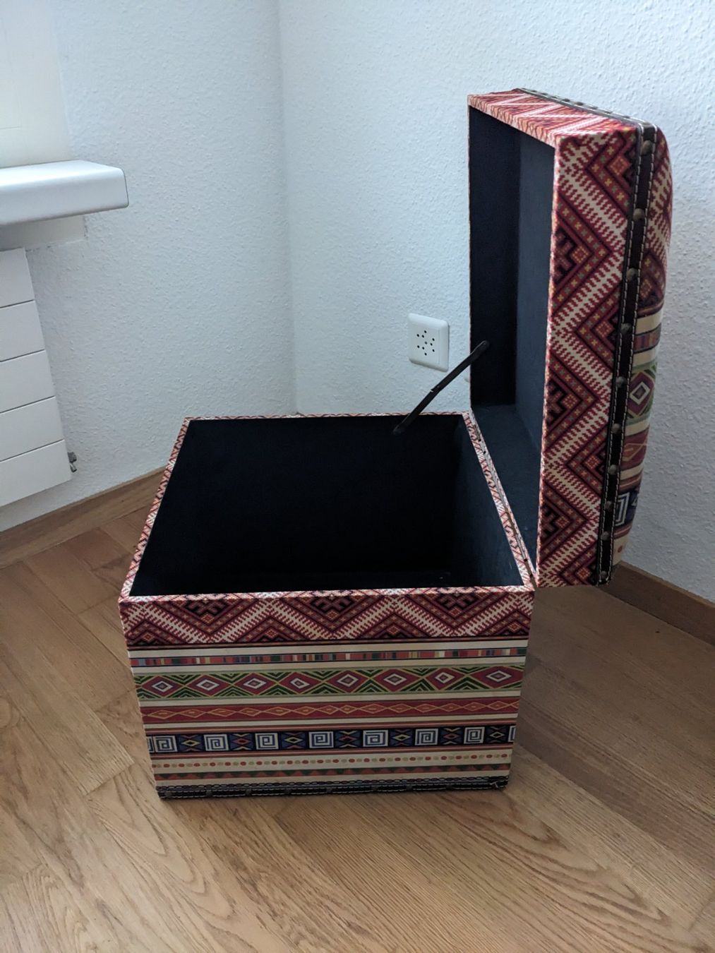 Cassapanche: Truhe / Sitztruhe afrikanisch – Usato da Solothurn venduto da lofi 3