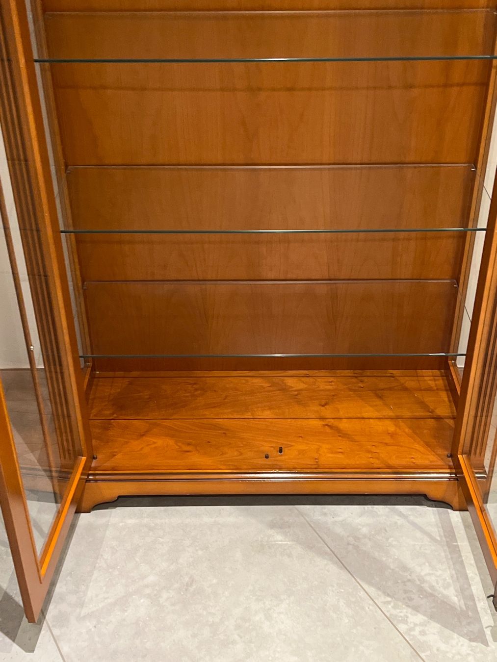 Vetrine: Vitrine Eibe Biedermeier Empire Stilmöbel England + Versand – Usato da Gemünden venduto da GEUENWALD 7