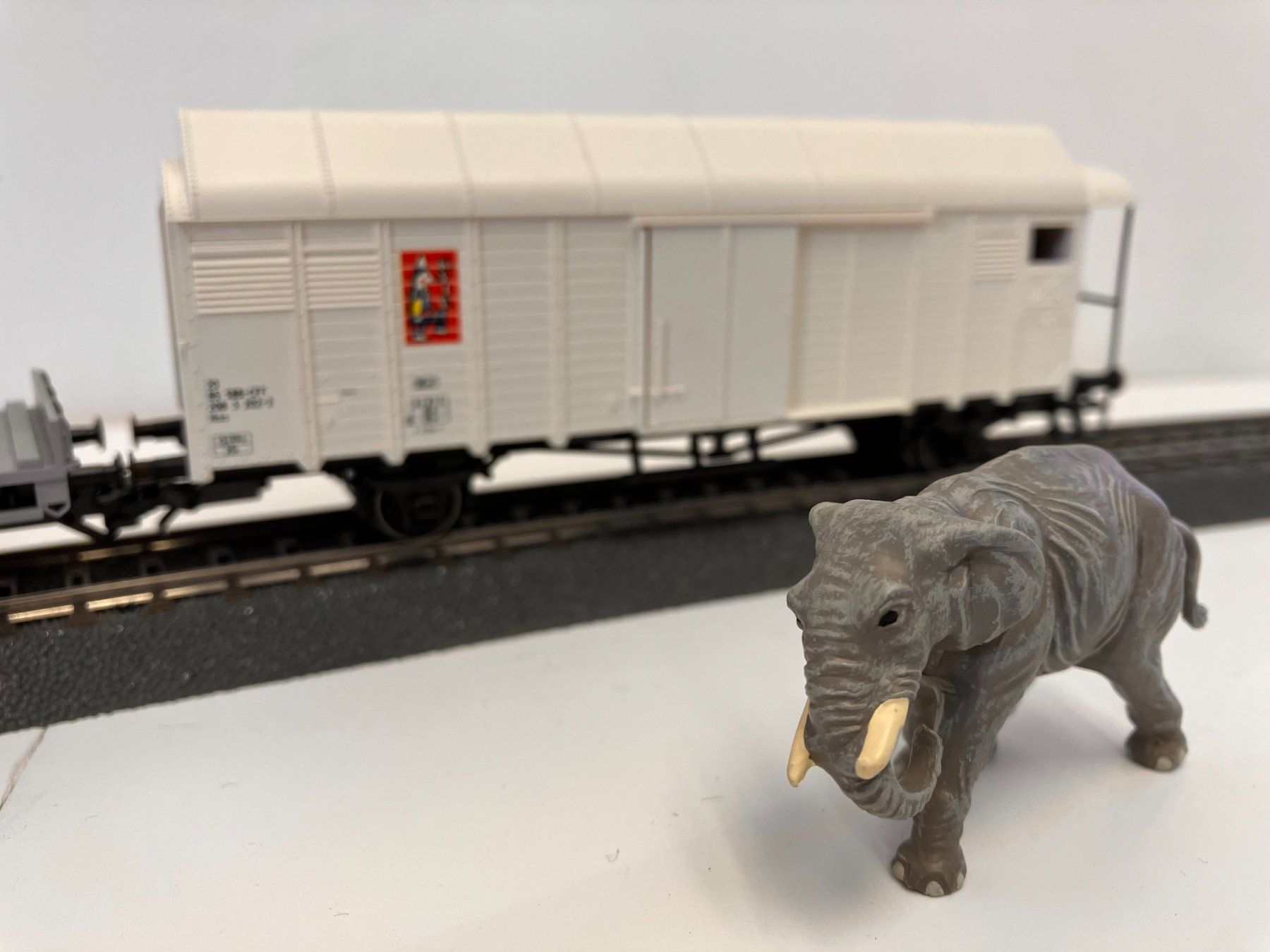 Märklin Modellini di ferrovie: Märklin Knie Set Nr 4898 – Nuovo e nell'imballaggio originale da Ittigen venduto da dan_y997 3