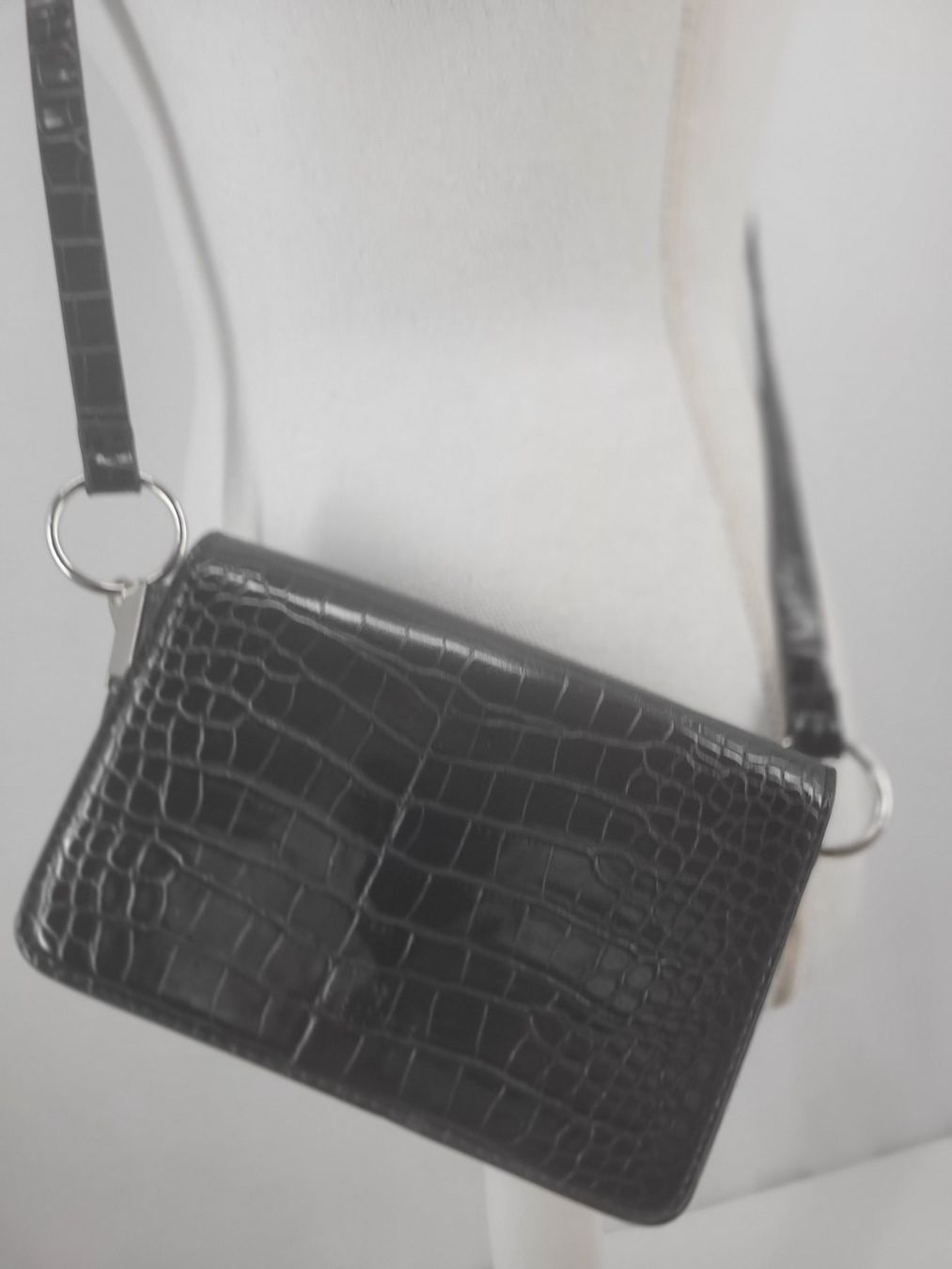 Taschen für Damen: Petit sac a main noir – Gebraucht aus Lausanne von PlusValue_Lausanne 3