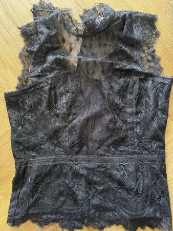 H&M Damen Spitzenoberteil schwarz Grösse 38 guter Zustand