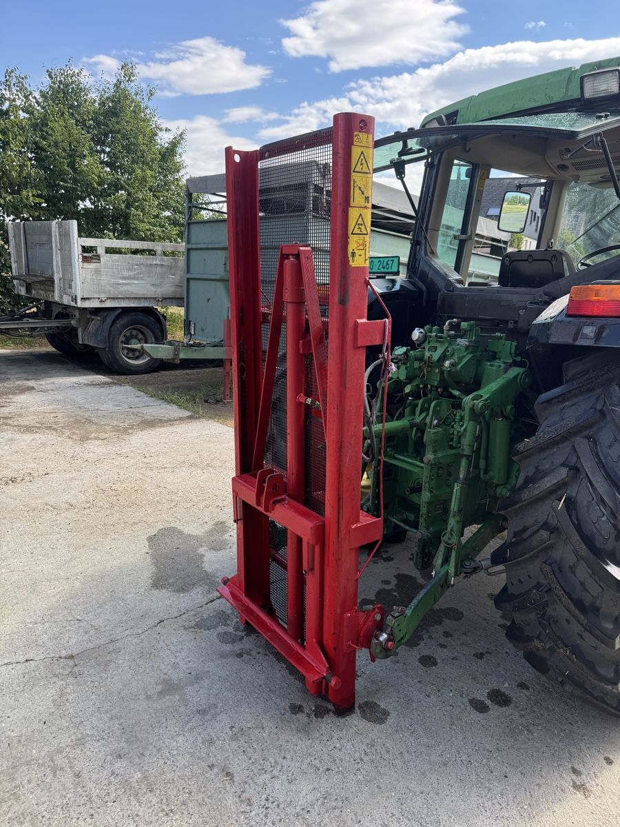 Chargeur de ferme: Heckstapler/ Hubgerüst – D'occasion à Gunzgen par i.p.04 3