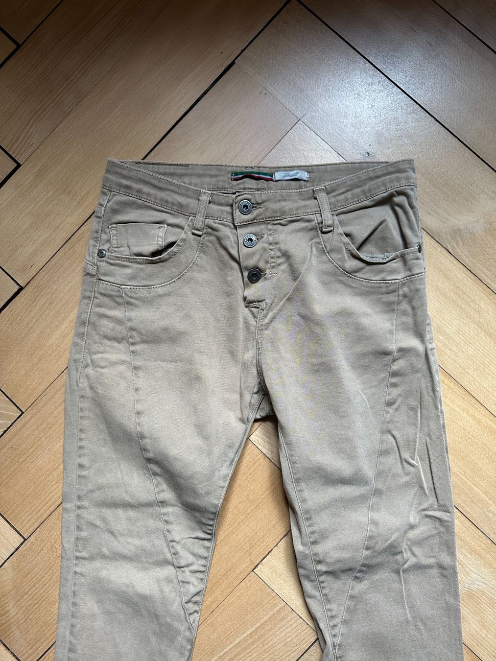 Please Jeans Jeans: PLEASE - Jeanshose braun S – Usato da Zürich venduto da Diazaio 1
