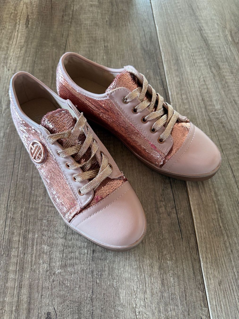 Scarpe da donna: Sneaker in Glitzeroptik – Nuovo (secondo la descrizione) da Sigriswil venduto da ck56