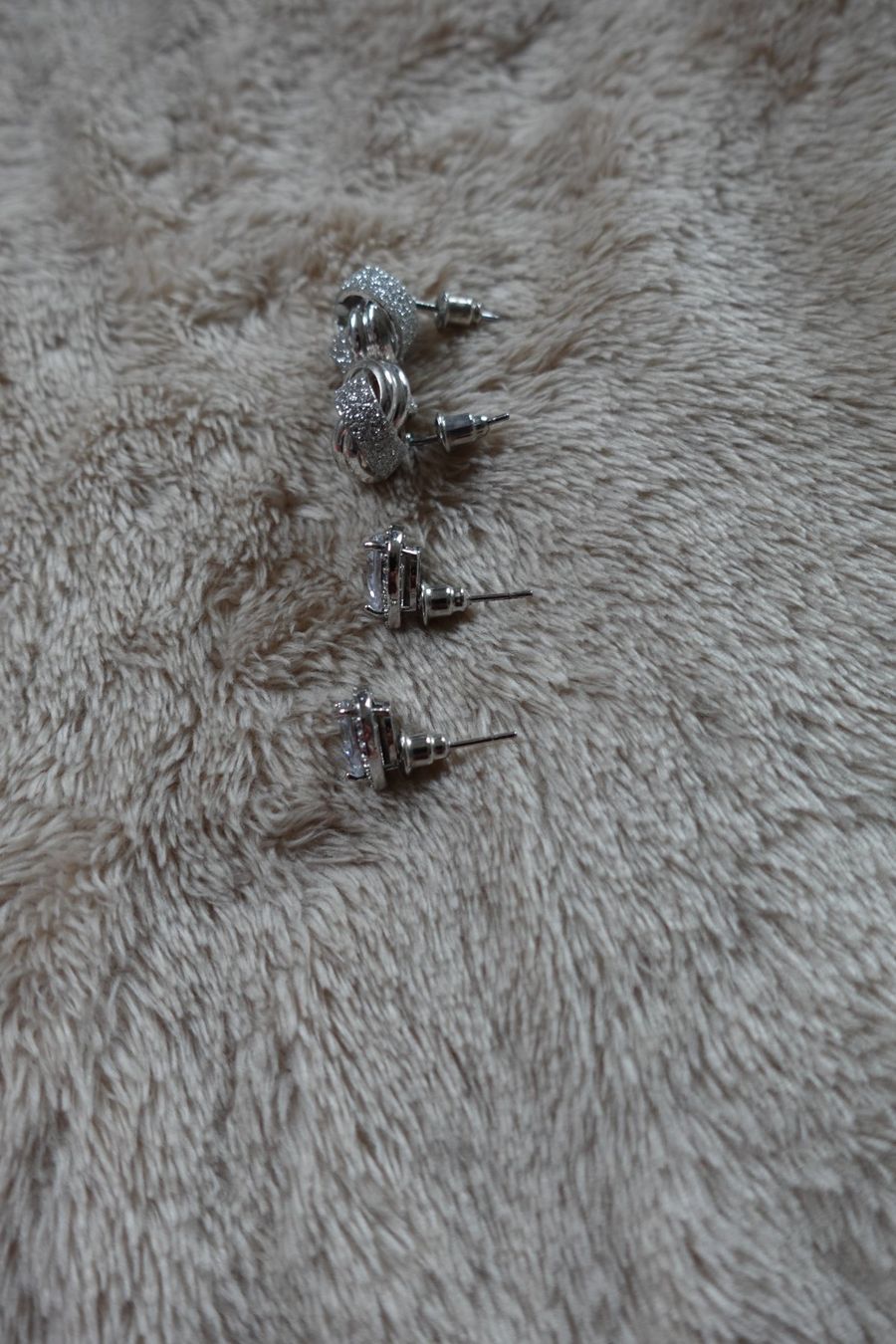 Altri gioielli: 1 schönes 25 teiliges Modeschmuck Set – Usato da rorschach venduto da Babsi64 9