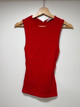 *NEU* Zara Top, Rot, Rückenausschnitt, S, fester Stoff