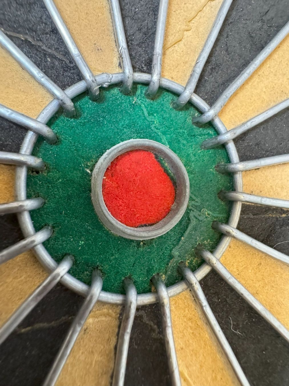 Giochi: Cible de fléchettes Champions Tournament Genuine Bristle – Usato da Bellevue venduto da beautiful-objects 5