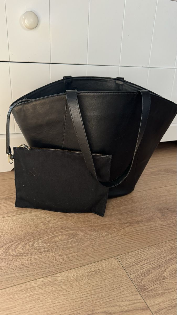 Other Stories Borse da donna: Shopper aus Leder von & Other Stories – Usato da Schaffhausen venduto da R_Muzh