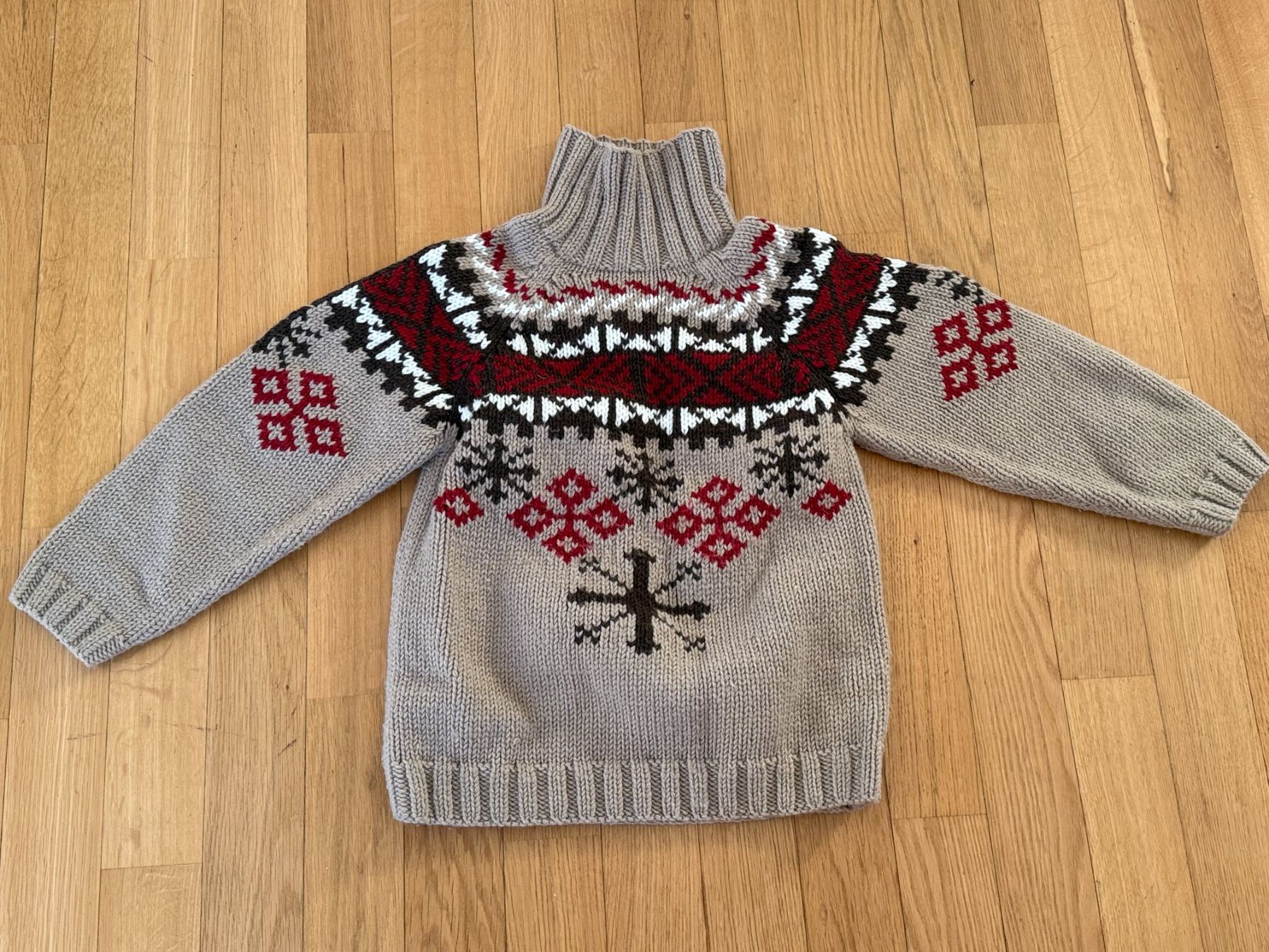 Maglioni & Felpe: Weicher Norweger Kinderpulli mit 50% Wolle 126/128 - 8J. – Usato da Neerach venduto da topshotta