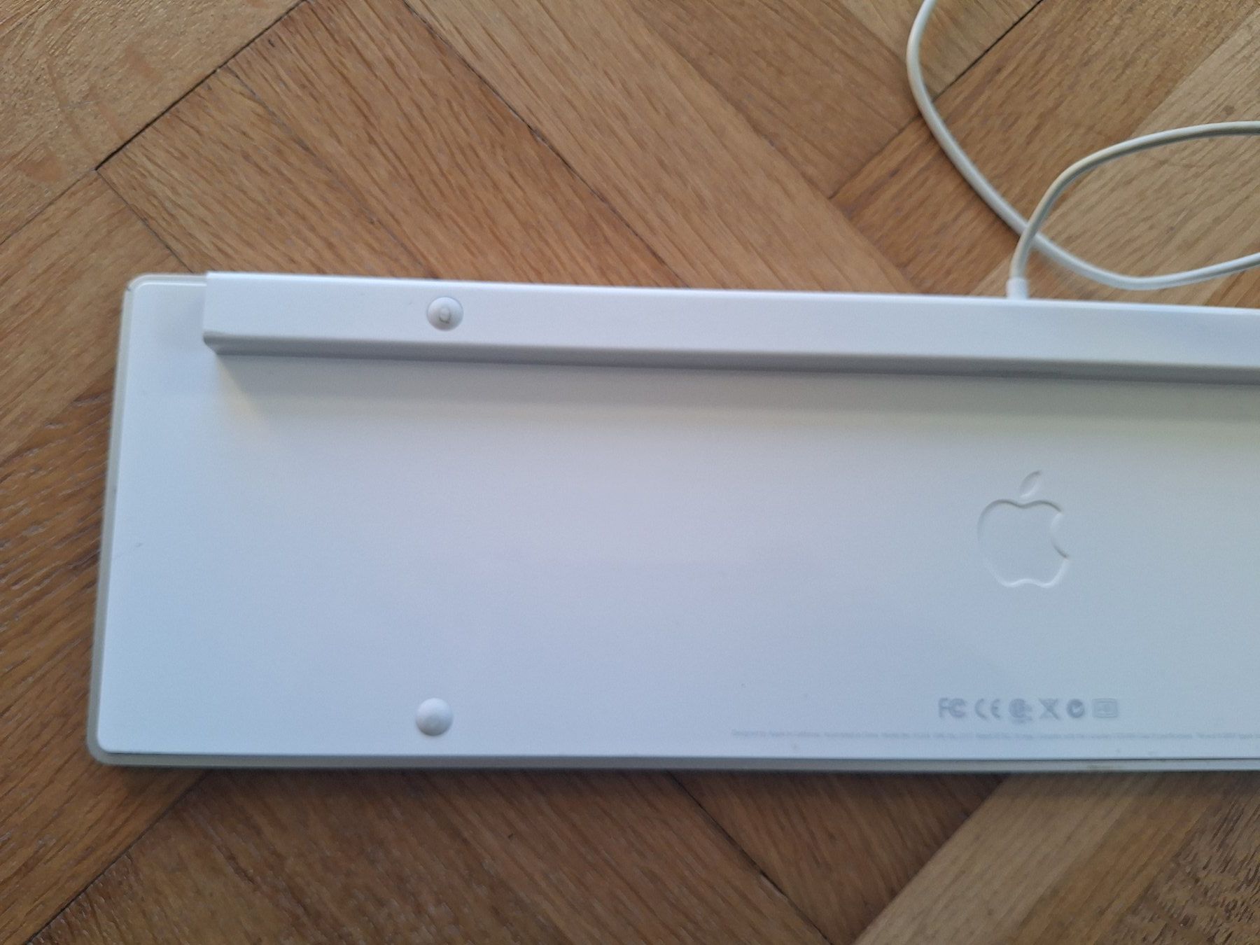 Apple Claviers: Clavier APPLE modèle 1234 – D'occasion à Chêne-Bougeries par xchrysalide 4