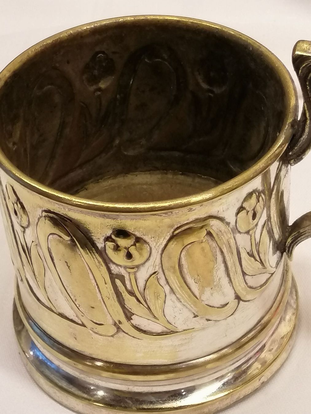 Tassen: Antiker Jugendstilbecher ca. von 1900 – Gebraucht aus Rheinfelden von Cleopatra2000 2