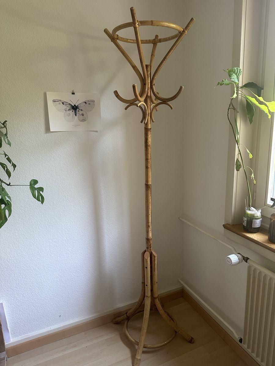 Porte manteau: Vintage Garderobenständer aus Bambus – D'occasion à Schaffhausen par gin_2fcq