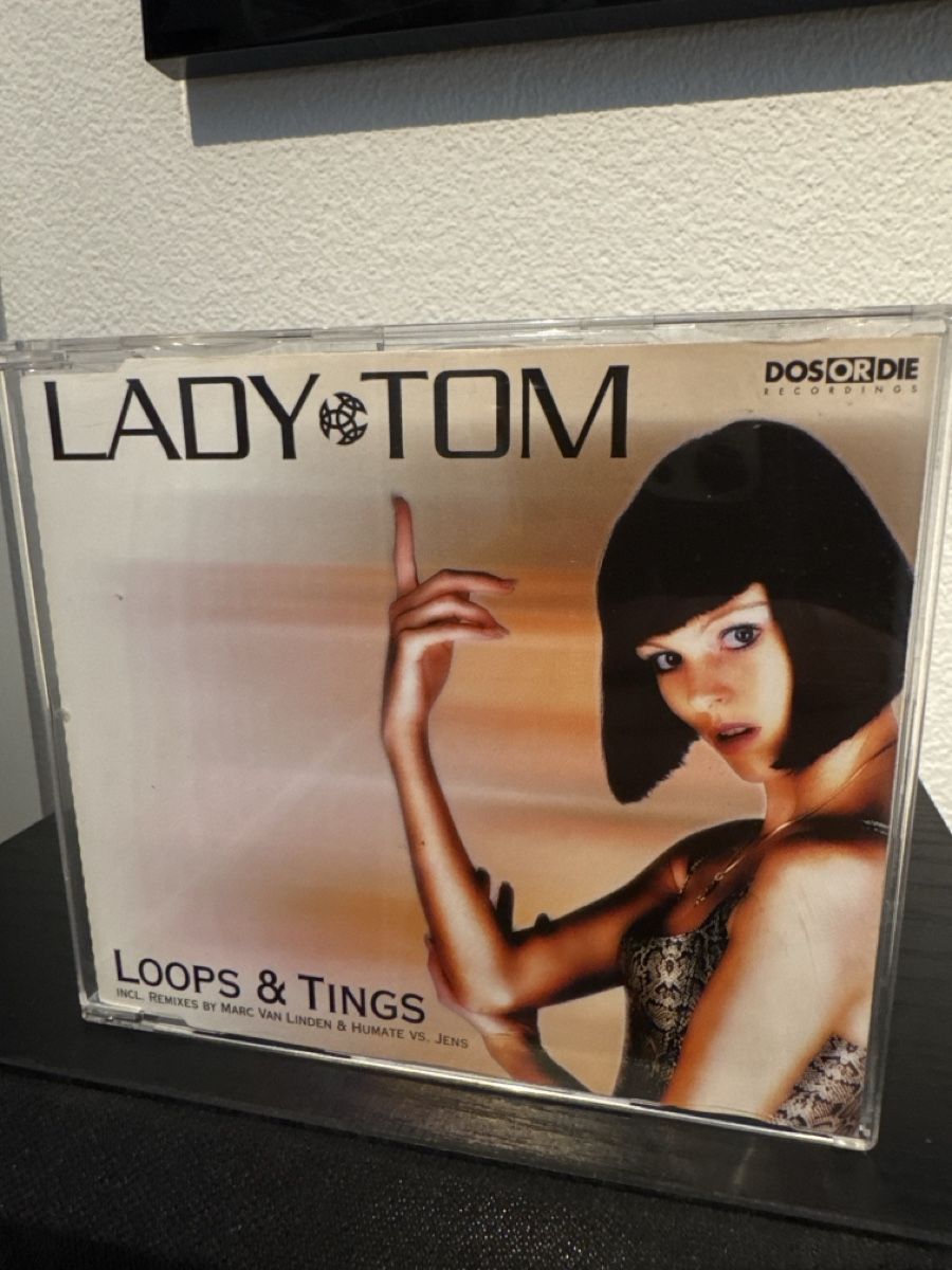 CD: Lady Tom - Loops & Tings - CD - Selten! – Usato da Oberglatt ZH venduto da Incredibles