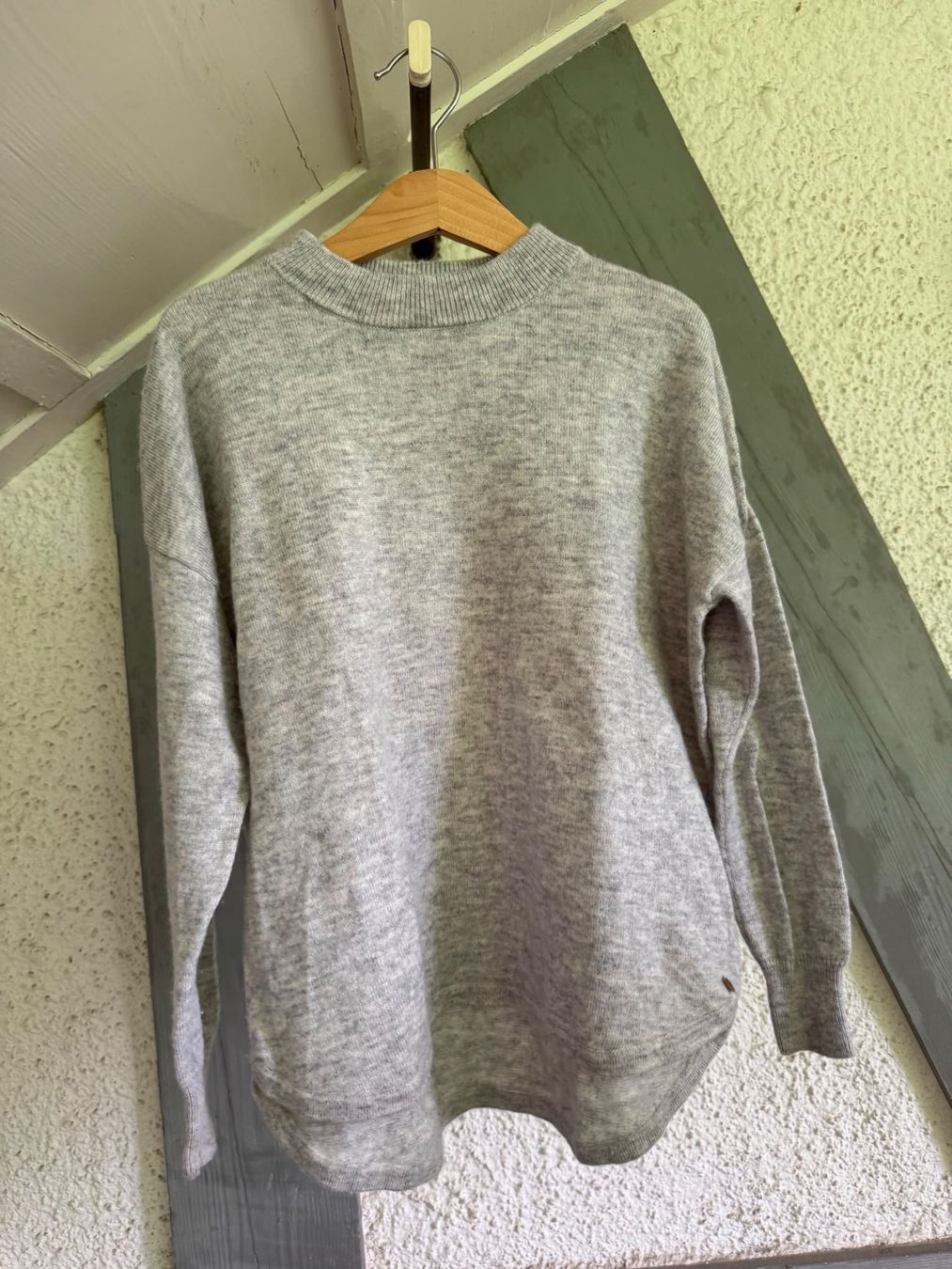 Maglioni & Felpe: feiner/leichter Kinderpullover Wolle/Cashmere 134-140 (10a) – Usato da Gümligen venduto da cla_k57n