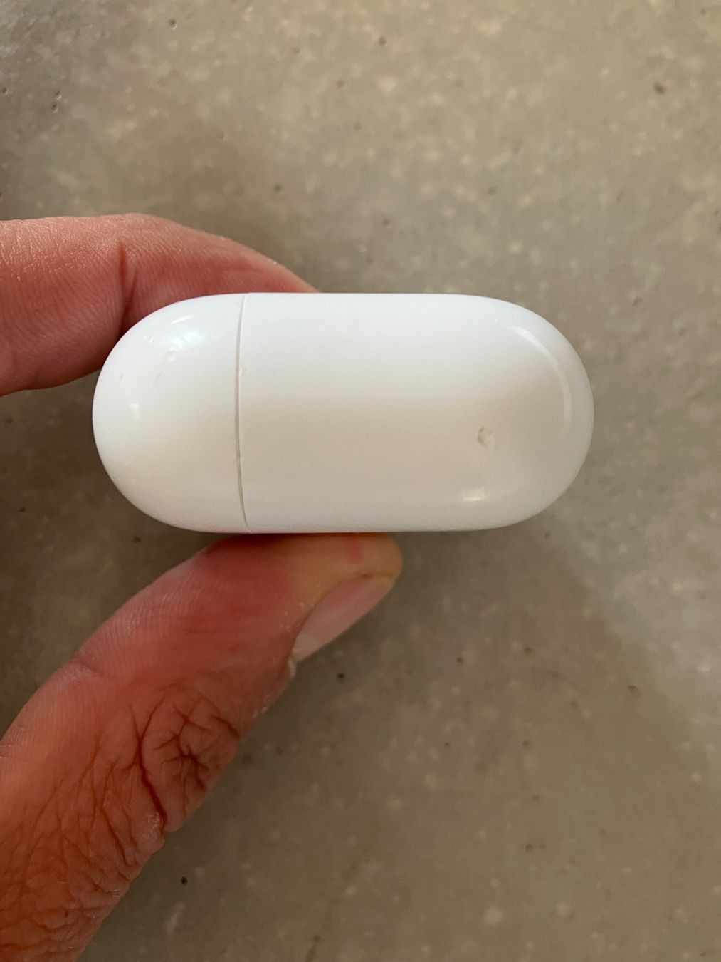 Apple Cuffie: Apple AirPods 3 Case – Usato da Lausanne venduto da mr.v 6