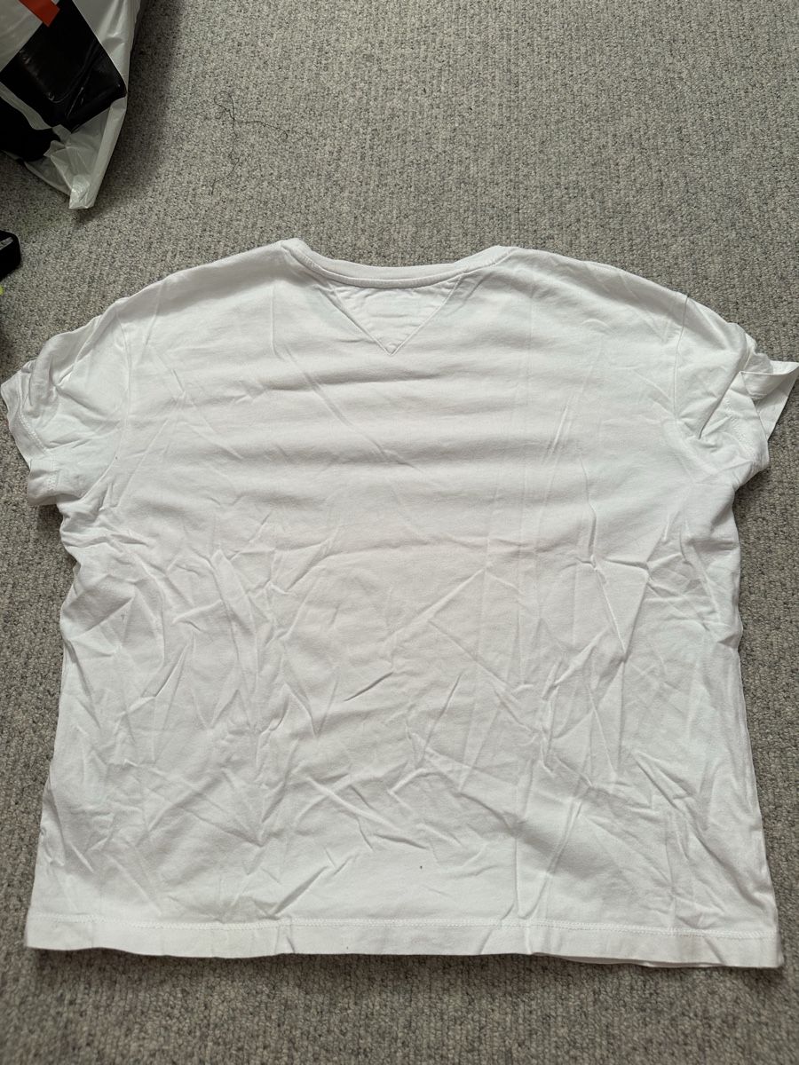 Tommy Hilfiger T-shirt: TOMMY JEANS T-SHIRT – Usato da Richterswil venduto da Tamtamgirl2 1