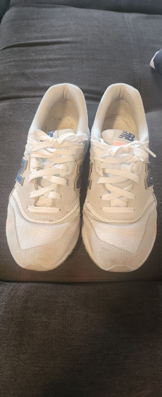 Scarpe da donna: New Balance 997 Sneaker, hellgrau, Grösse 39, Top! – Usato da Basel venduto da lucyia 3