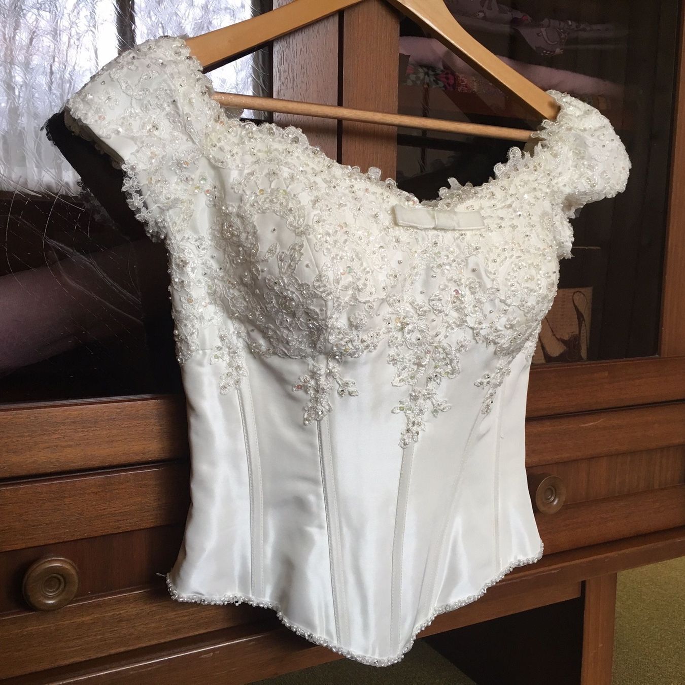 Vestiti: Brautkleid Oberteil Gr 38 – Nuovo e nell'imballaggio originale da Häggenschwil venduto da A.Phi