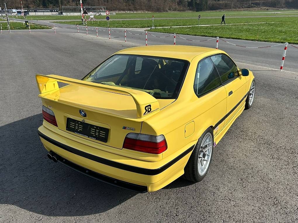 Automobili: BMW M3 E36 Rennwagen (Track-Tool) – Usato da Alpnach Dorf venduto da inf_56t7 4