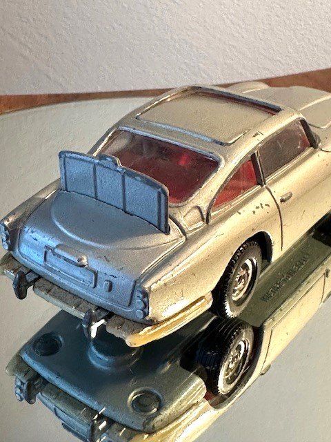 Corgi Toys Modellini d'auto: +  ASTON MARTIN  + – Usato da Winkel venduto da zeho 2