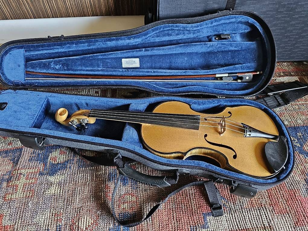 Strumenti musicali: Violine mit eingebautem Tonabnehmer 'Neolin' – Usato da Wohlen AG venduto da Tanneboum