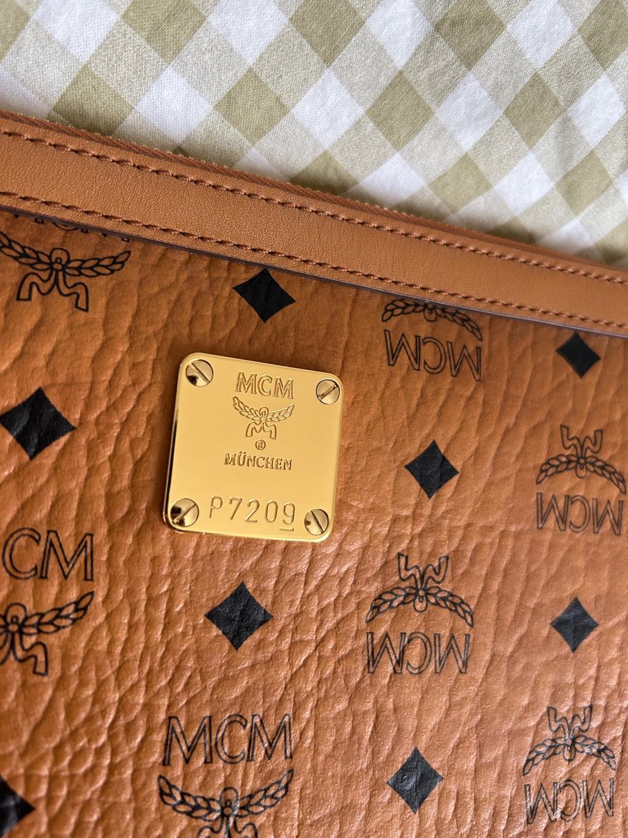 Taschen: MCM Clutch – Neu (gemäss Beschreibung) aus Zürich von don_6qbj 2