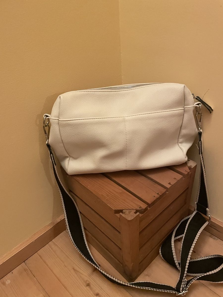 Taschen für Damen: Handtaschen und Rucksack als Set – Gebraucht aus Mollis von cava10 5