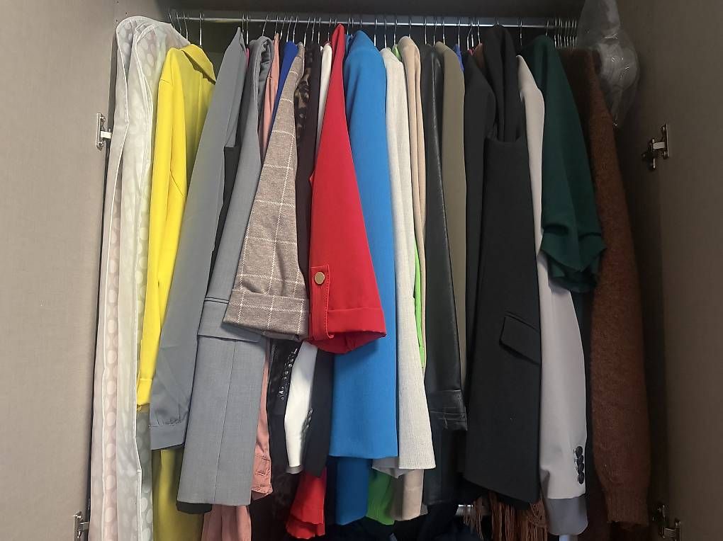 Giacche: Blazer zu verkaufen  – Usato da Weiach venduto da Nettimaus 3