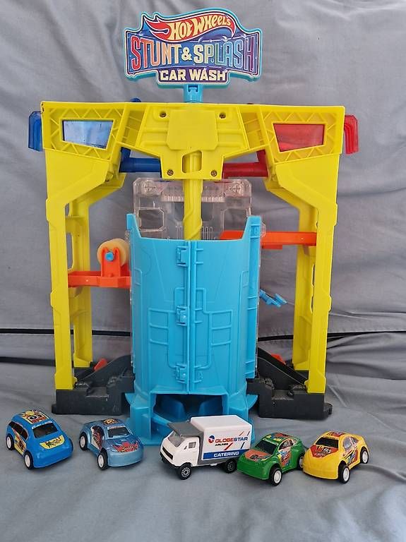 Hot Wheels Giocattoli: Hotwheels Stunt et Splatsh car wash – Usato da Villars-sur-Glâne venduto da Mark_988 4