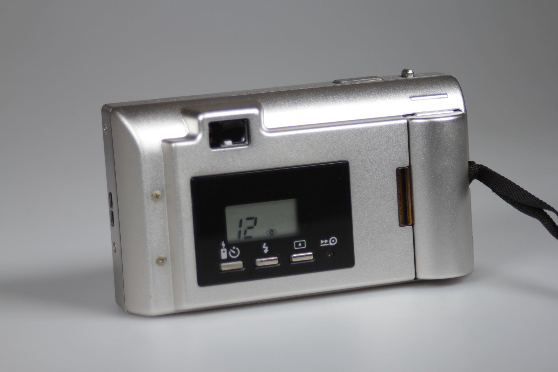 Olympus Kamera: Olympus Zoom 80 Analogkamera – Gebraucht aus Basel von IRMAundFRED 2