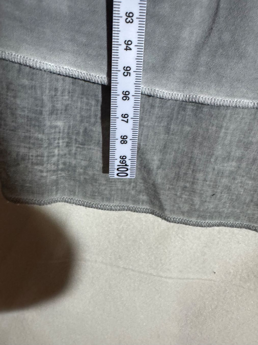 Kleider: Spezielles graues Kleid von Mandarin Gr. 44 – Gebraucht aus Grosswangen von second_hand_dress 2