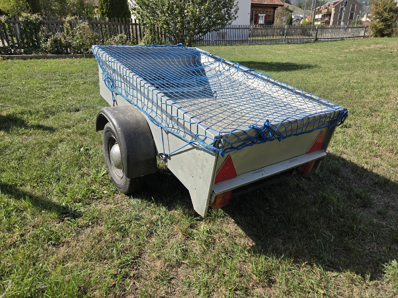 Saris Rimorchi: Anhänger einachsig mit Auflaufbremse – Usato da Igis venduto da Bike.ness 1