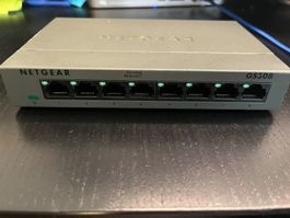 Switch réseau 8 ports 1G NETGEAR GS308 bon état