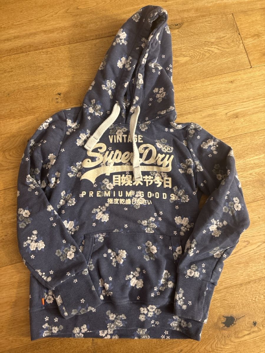 Superdry Maglioni & Felpe: Set 2 Damen Superdry Hoodie, Gr. M – Usato da Wilen b. Wil venduto da b-mountain 5