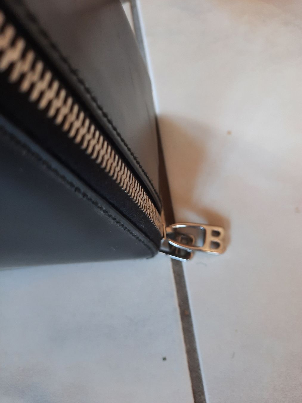 Bally Koffer & Taschen: BALLY, PORTE-DOCUMENTS, en CUIR – Gebraucht aus Le Locle von marylise01 2