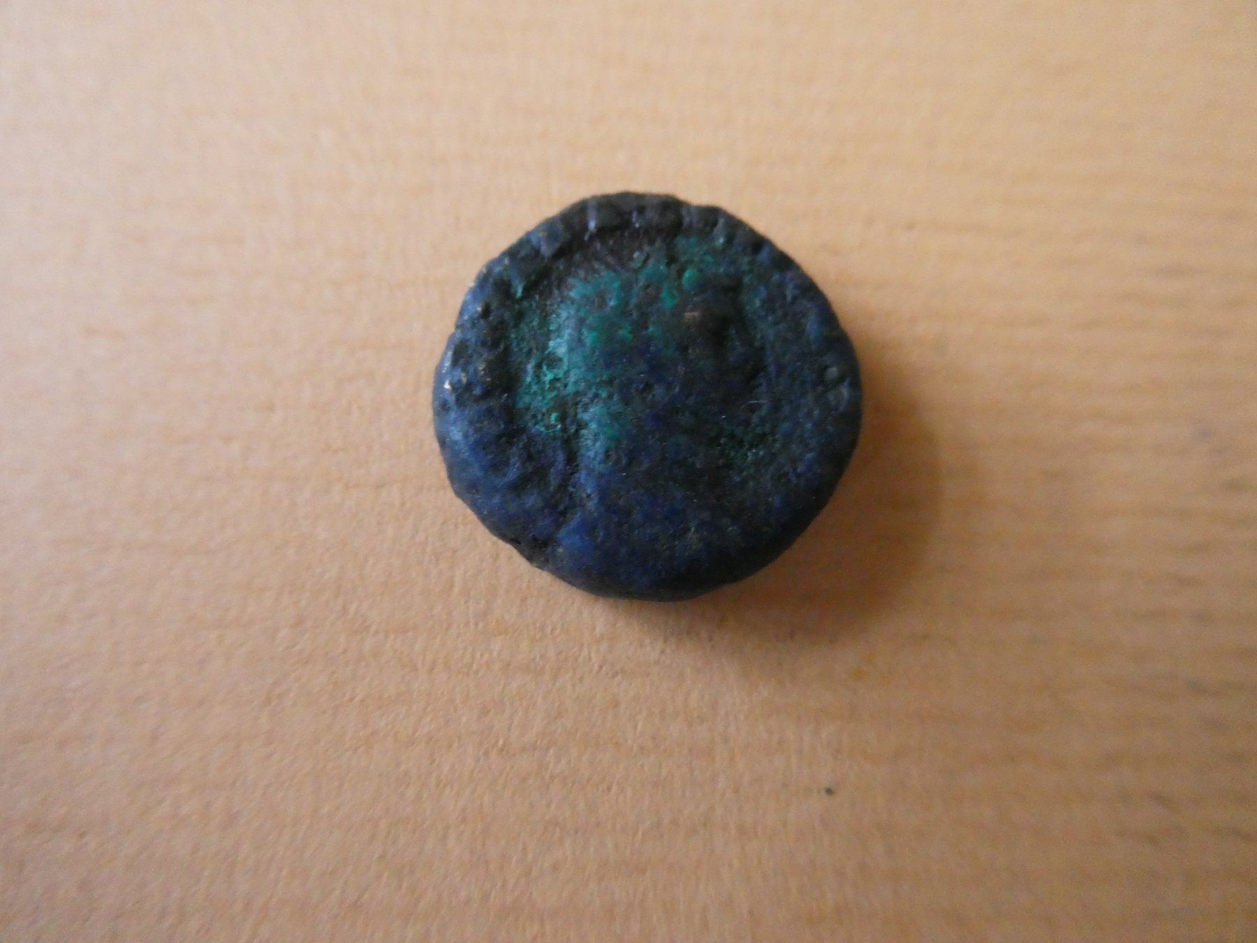 Tutti le monete: uralte Bronzemünze  18 mm  1.40 g – Usato da Hinterforst venduto da Rohusri