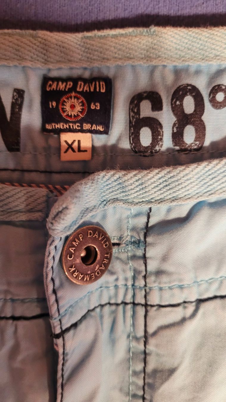 Camp David Pantaloni: Camp David Bermudas – Usato da Finsterhennen venduto da 30Henne01 1
