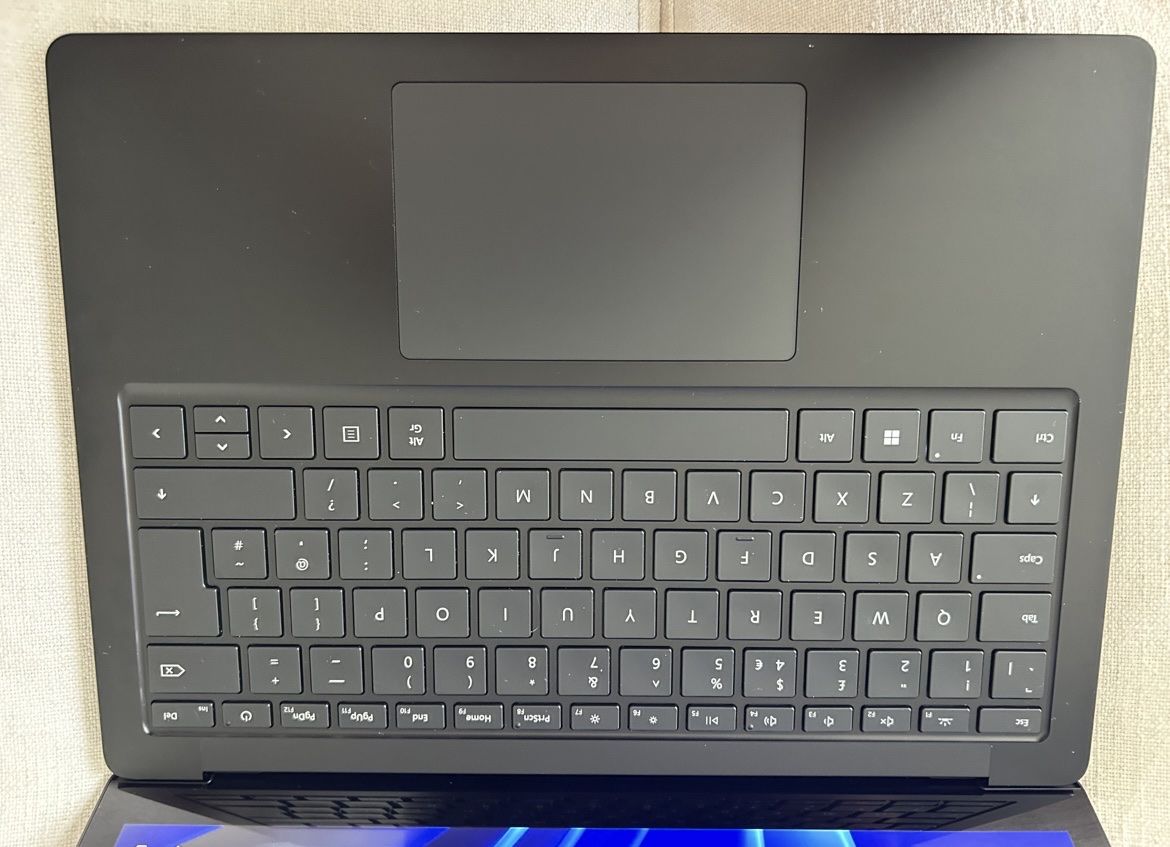 Microsoft Notebooks: Microsoft Surface Laptop 4  – Neu (gemäss Beschreibung) aus Eglisau von Sophielepriv 5