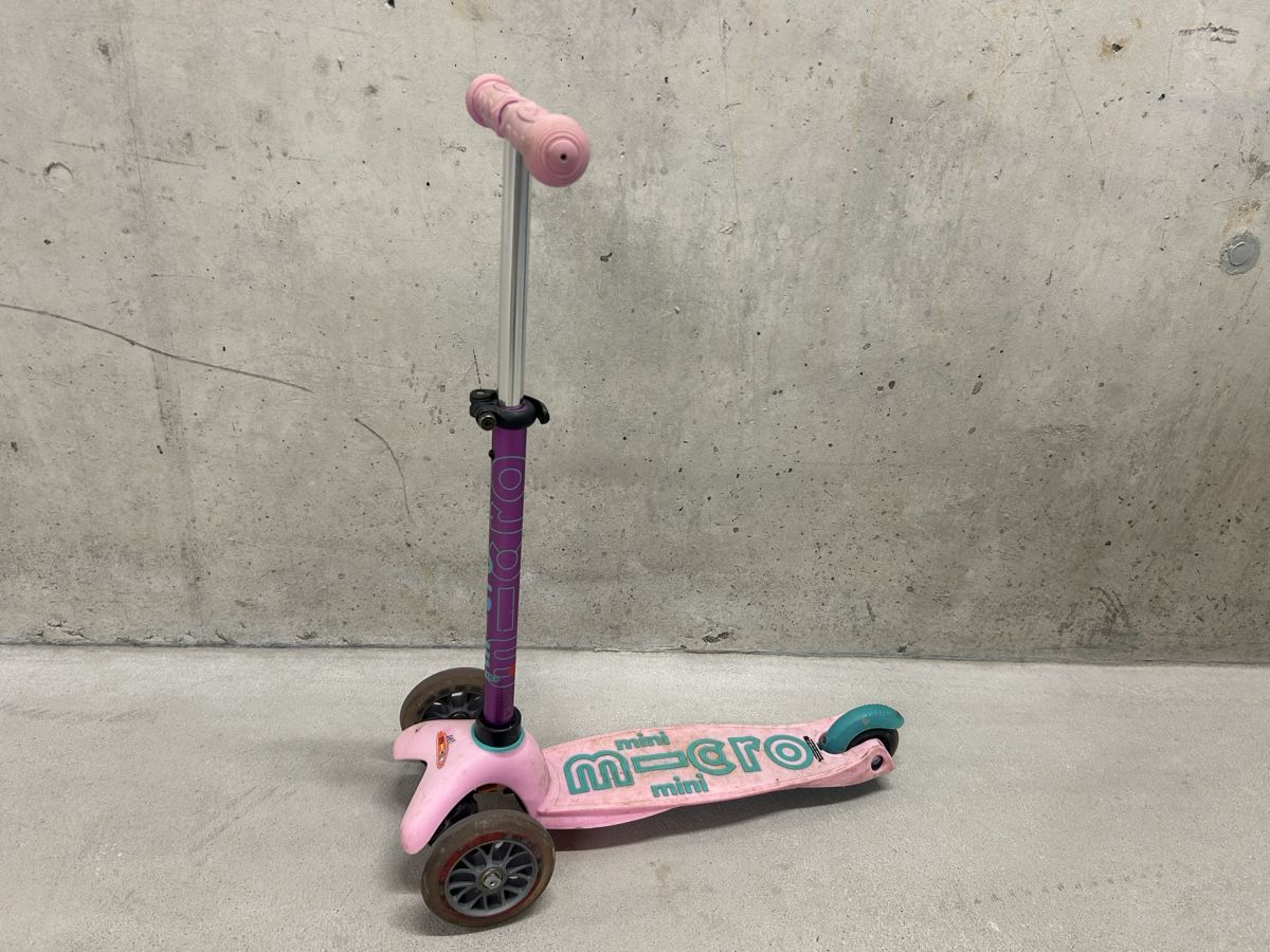 Micro Fahrzeuge für Kinder: MICRO Scooter – Gebraucht aus Schöftland von Riedle01